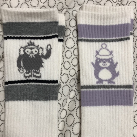 NWT, 4 pairs of 2010 Vancouver Olympics, Aritzia knee socks. - Picture 2 of 7